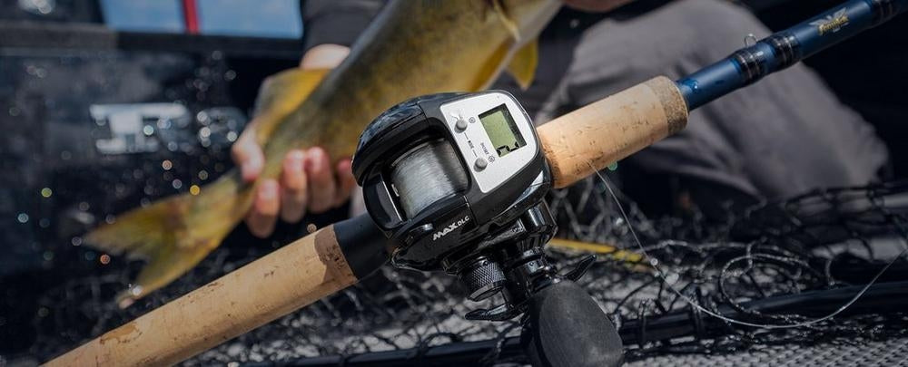 Abu Garcia Cardinal Max Toro DLC mit Digitalem Zählwerk 375 Gramm 0,35 mm 190 Meter 5,3 : 1 67 cm Kurbeleinzug