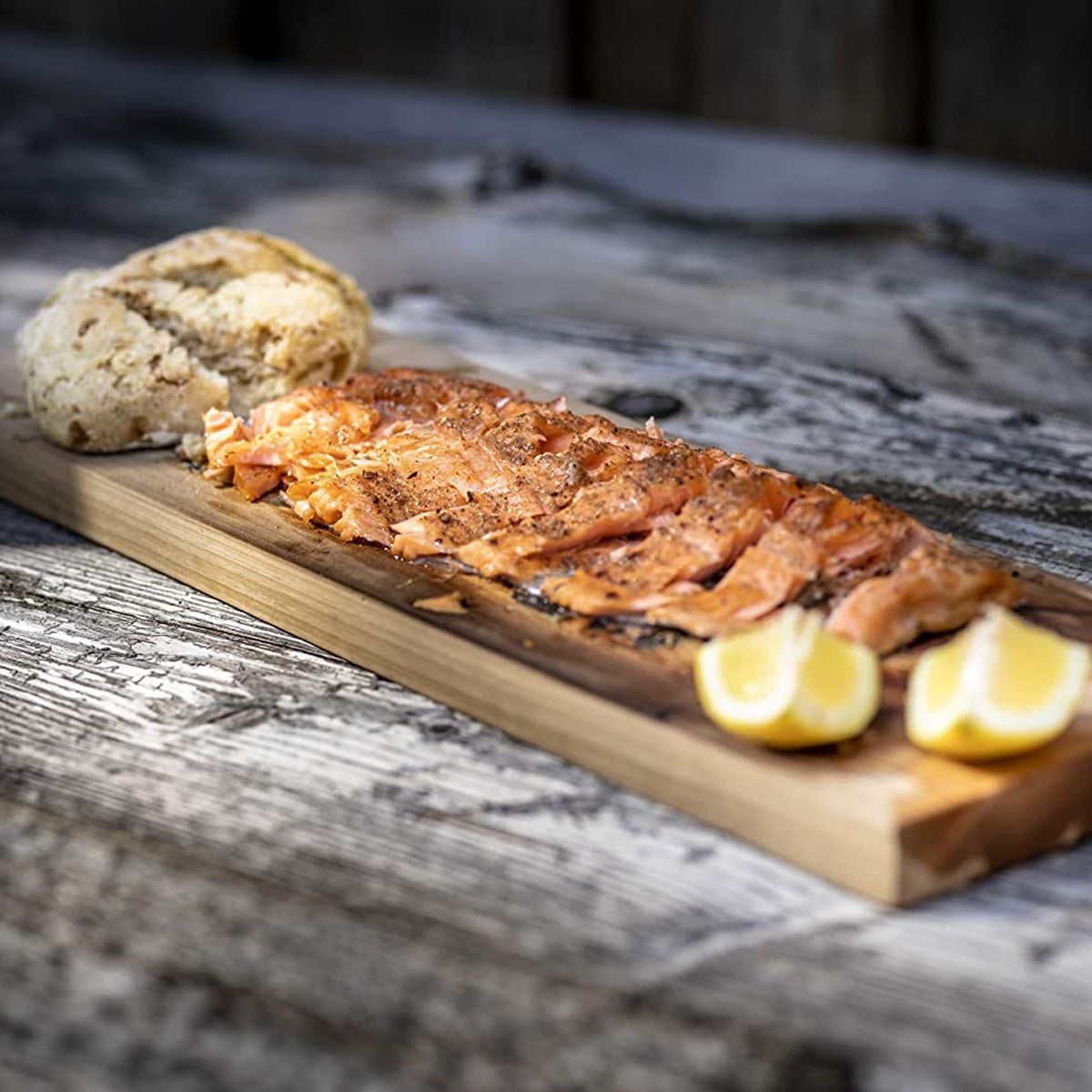 Planche à saumon flambé premium cerisier 50 * 15 cm 2,5 cm d'épaisseur XXL en bois de cerisier aromatique fait main