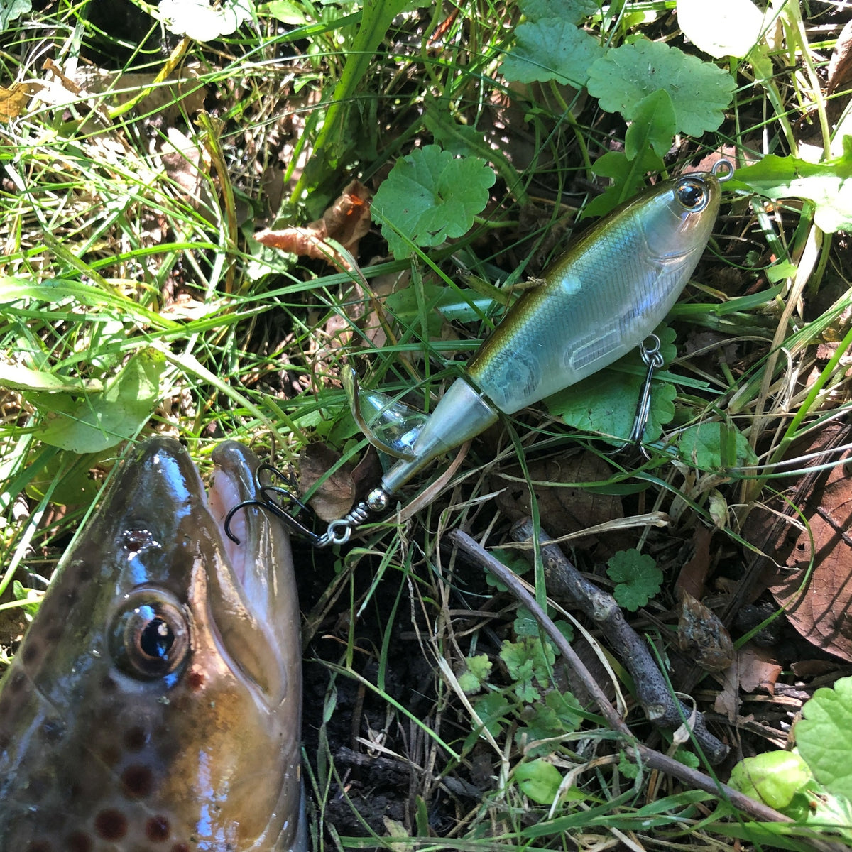 Berkley Choppo 120 Oberflächenköder 12 cm 28 Gramm mit Rasseln und Propeller
