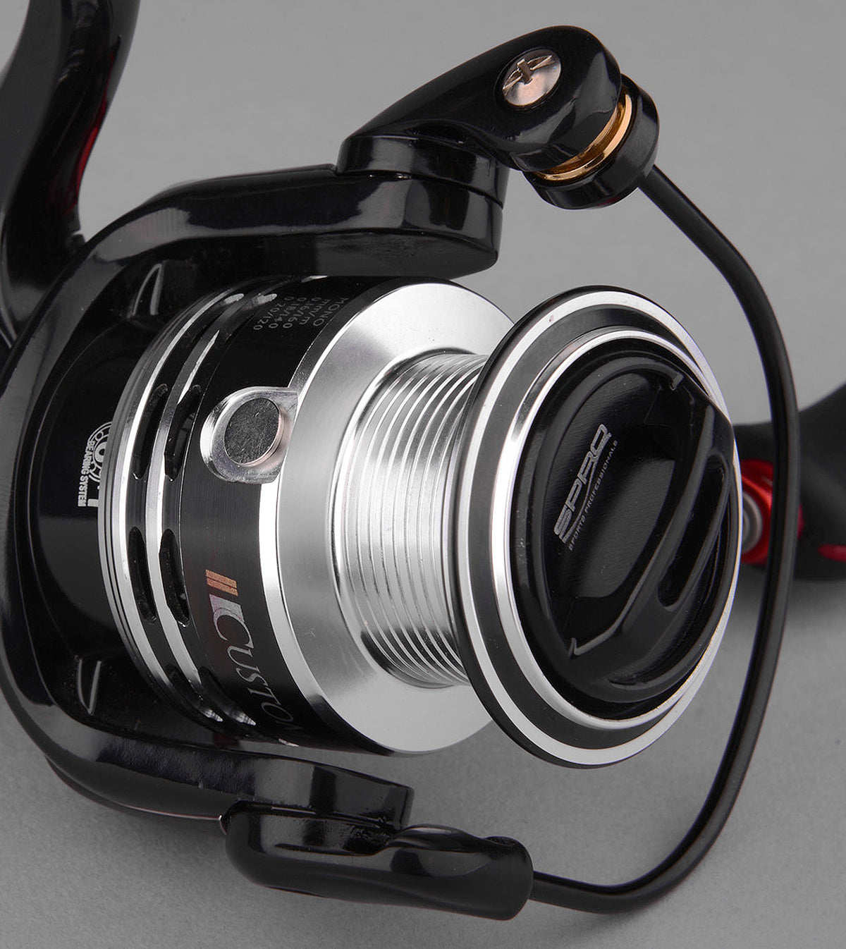 Moulinet spinning Custom Spro 2000 avec frein avant de Spro Angelgeräte 380 m 0,12 mm