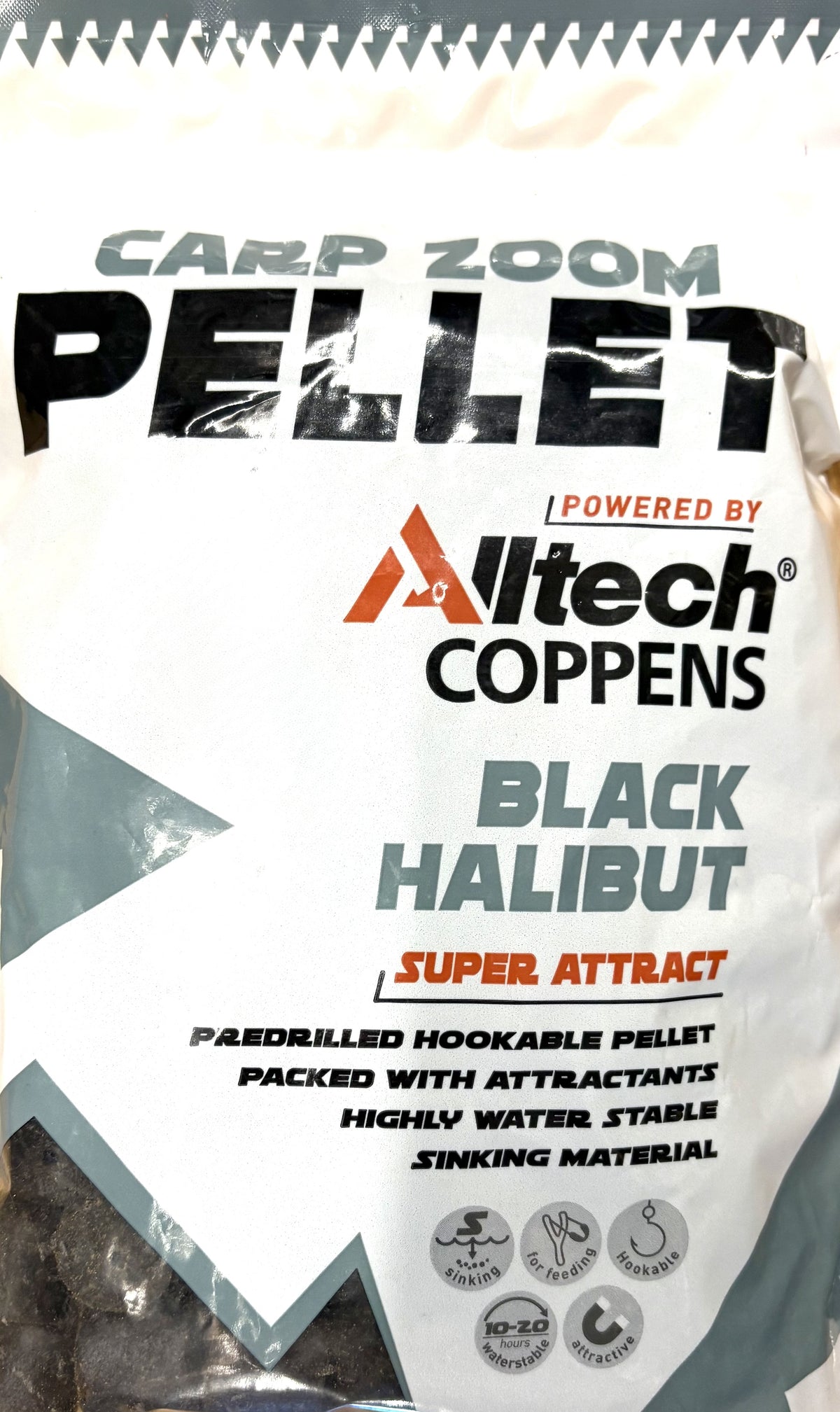 carp-zoom-pellet-black-halibut-800-gramm-angelkoeder-pelletkoeder