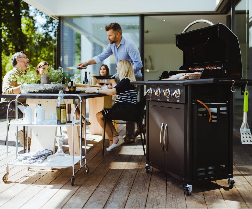 Outdoorchef Australia 415 G Gasgrill 4 Brenner 16,8 kW Grillfläche 64 * 44,5 cm 51 kg mit Lenkrollen